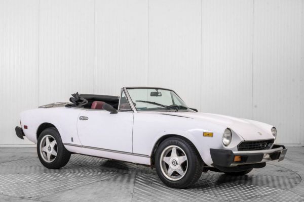 Fiat Spider 2000 Pininfarina 50th Anniversary Edition 1979 65499