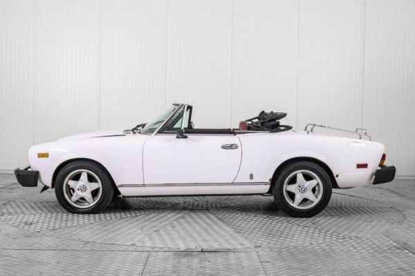 Fiat Spider 2000 Pininfarina 50th Anniversary Edition 1979 65503