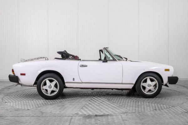 Fiat Spider 2000 Pininfarina 50th Anniversary Edition 1979 65504