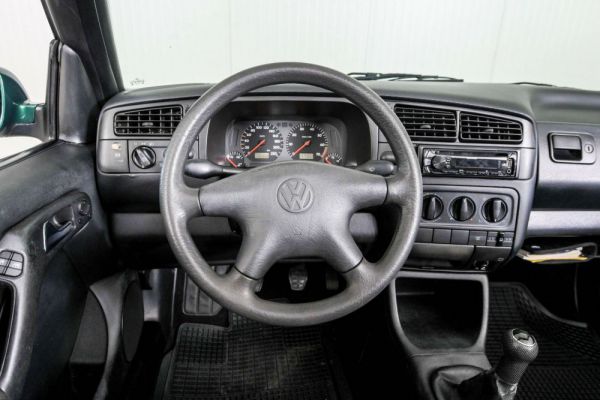 Volkswagen Golf III Cabrio 1.8 1998 82974