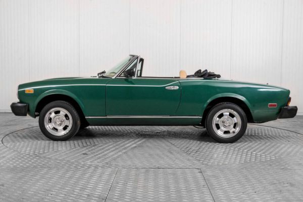 Fiat Spider 2000 1979 93074