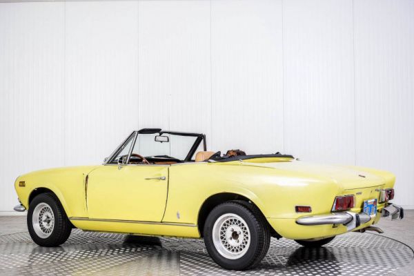 Fiat 124 Spider CS 1973 93603