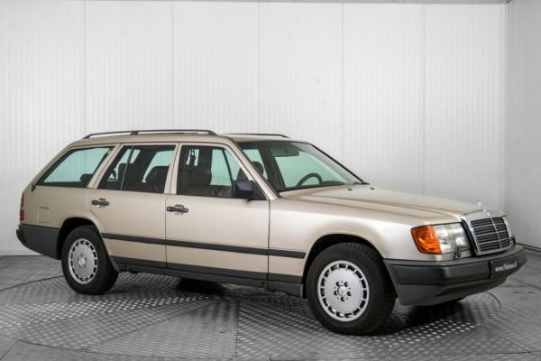 Mercedes-Benz 300 TD Turbo 1987 101605