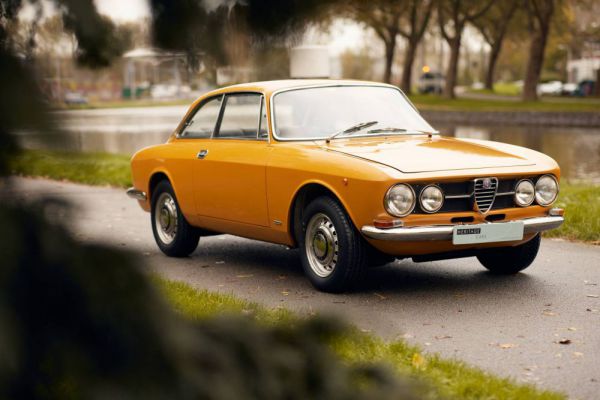 Alfa Romeo 1750 GT Veloce 1969 25659