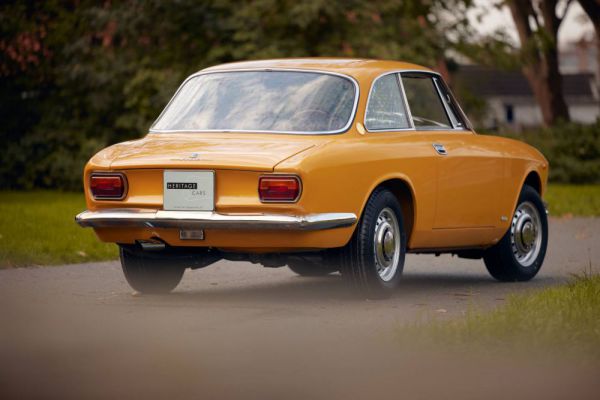 Alfa Romeo 1750 GT Veloce 1969 25662