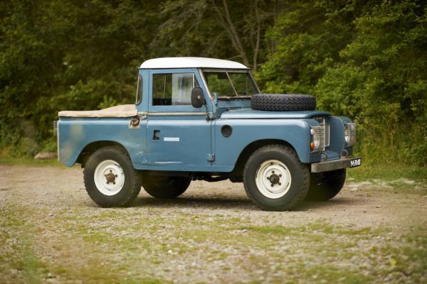 Land Rover 88 1976 25688