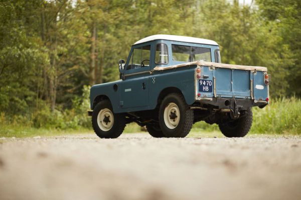 Land Rover 88 1976 25689