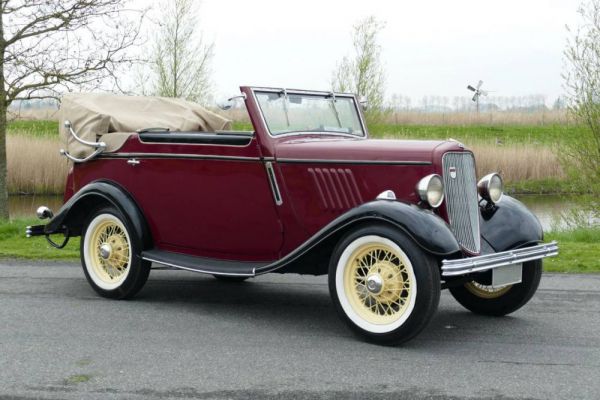 Ford Model Y 1932