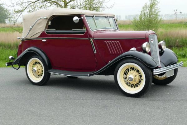 Ford Model Y 1932 89781