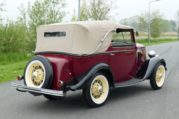 Ford Model Y 1932 89783