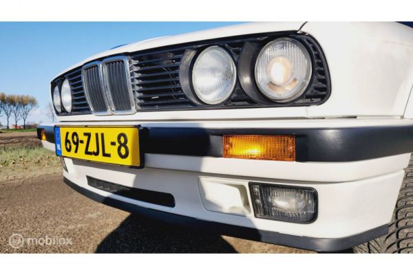 BMW 325ix Touring 1991 30218