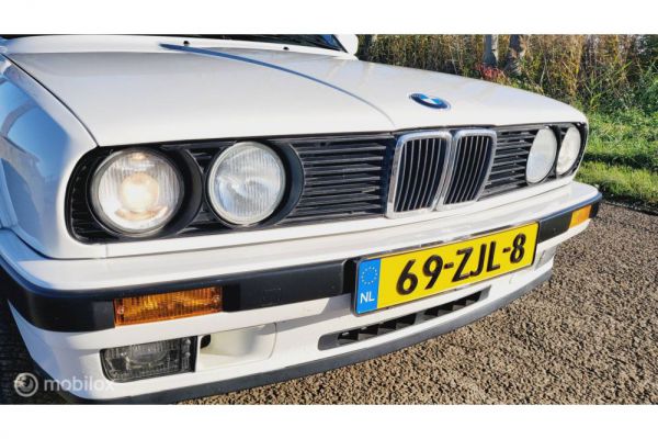 BMW 325ix Touring 1991 30221