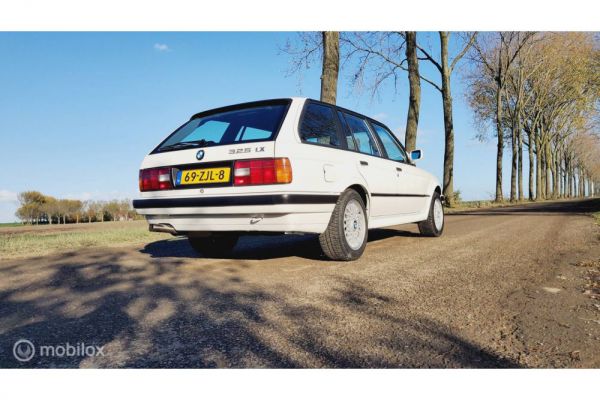 BMW 325ix Touring 1991 30224