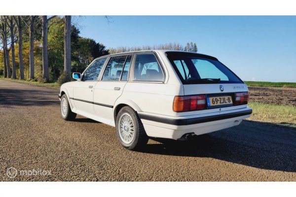 BMW 325ix Touring 1991 30227