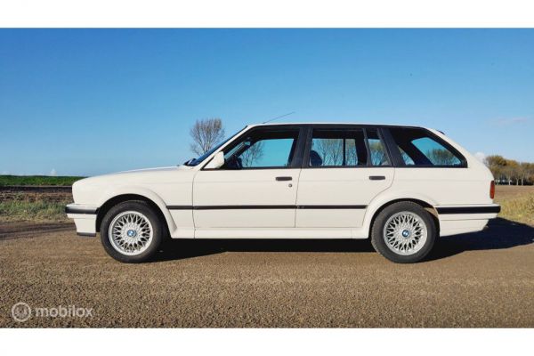 BMW 325ix Touring 1991 30228