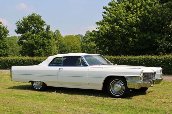 Cadillac DeVille Convertible 1965