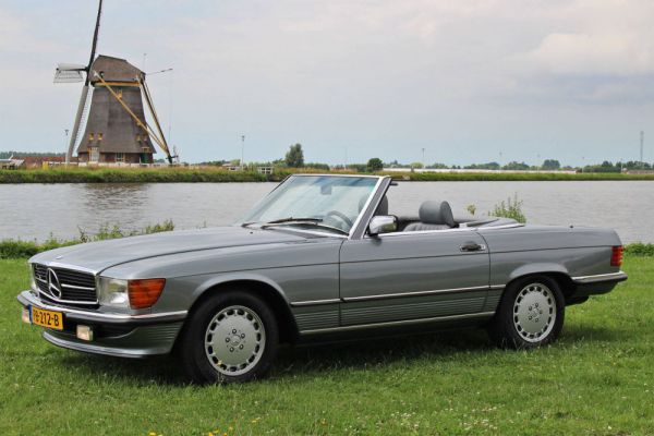 Mercedes-Benz 560 SL 1989 67215