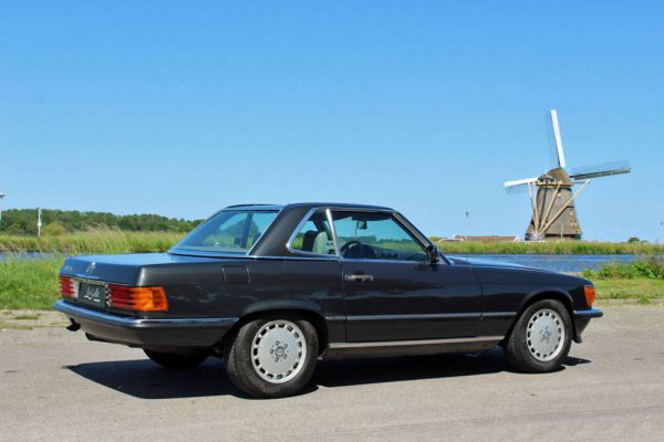 Mercedes-Benz 560 SL 1987 67760