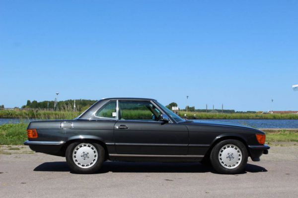 Mercedes-Benz 560 SL 1987 67761