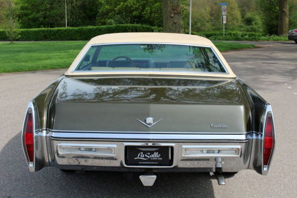 Cadillac Coupe DeVille 1972 67802