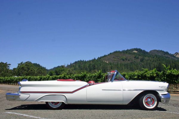 Oldsmobile 98 Starfire 1957