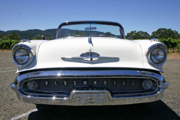 Oldsmobile 98 Starfire 1957 93479