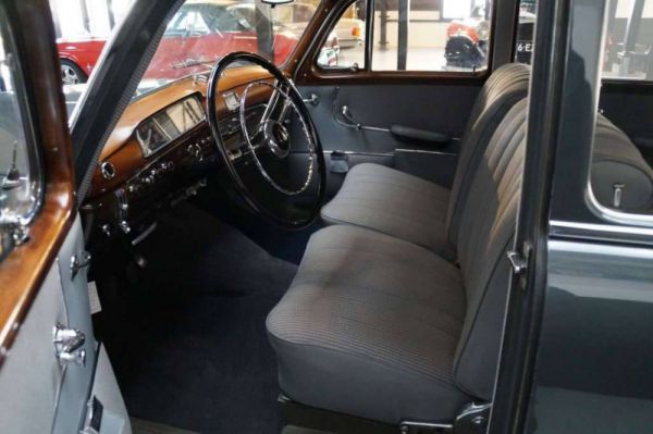 Mercedes-Benz 220 S 1959 31708