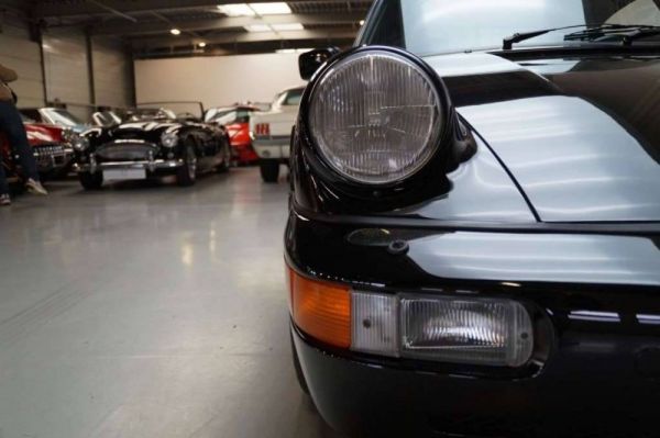 Porsche 911 Carrera 2 1991 31797