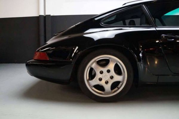 Porsche 911 Carrera 2 1991 31799