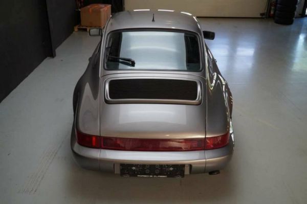 Porsche 911 Carrera 4 1989 31805