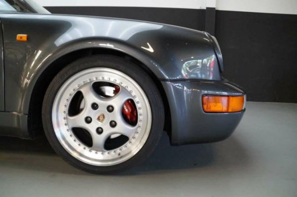 Porsche 911 Carrera 2 1990 57471