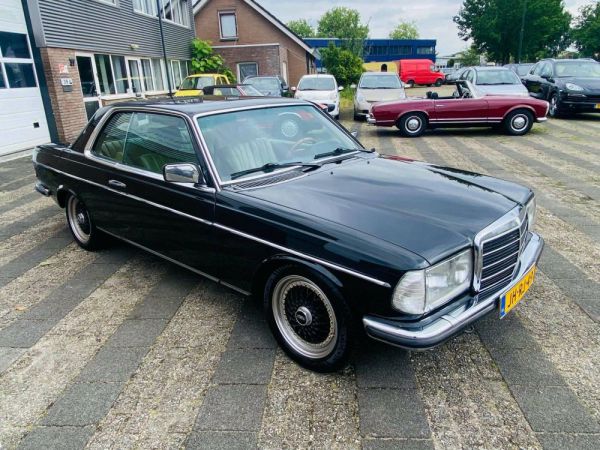 Mercedes-Benz 230 CE 1980 33687