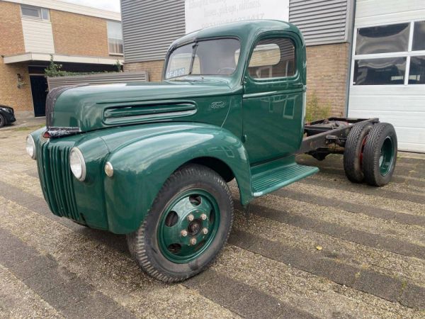 Ford F-1 1948 84345