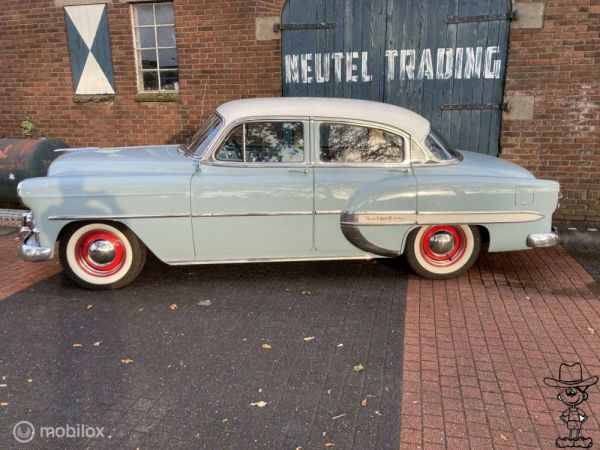 Chevrolet Bel Air Sedan 1953 35717