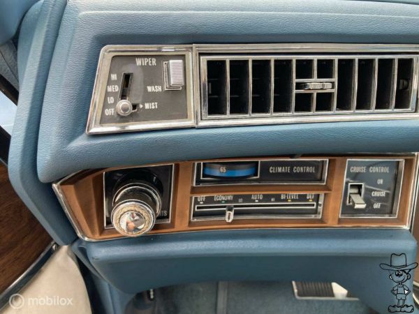 Cadillac Coupe DeVille 1975 73773