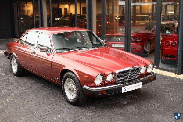 Jaguar XJ 12 1986 36230