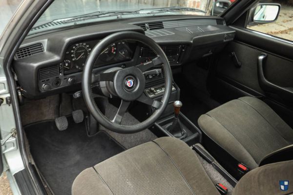 BMW 323i 1981 73297