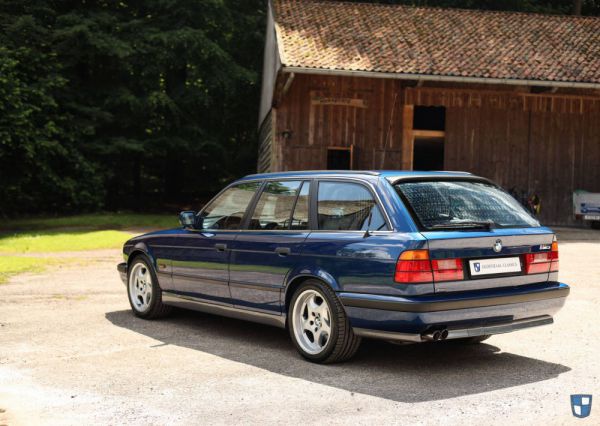 BMW M5 Touring 1992 73421