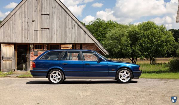 BMW M5 Touring 1992 73422