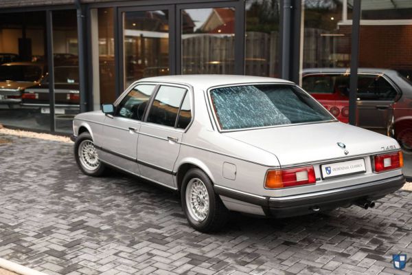 BMW 745i 1986 73503