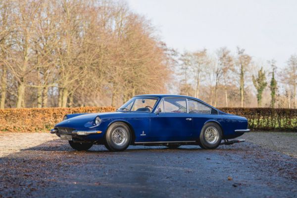 Ferrari 365 GT 2+2 1968 39435