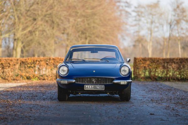 Ferrari 365 GT 2+2 1968 39436