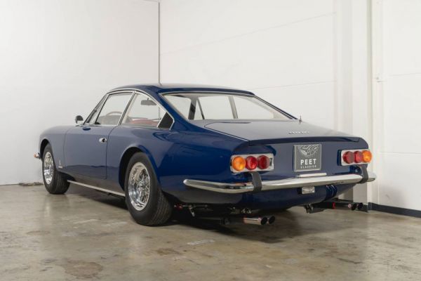 Ferrari 365 GT 2+2 1968 39439