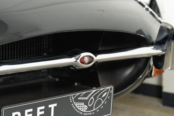 Jaguar E-Type (2+2) 1970 39454