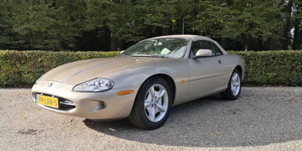 Jaguar XK8 4.0 1998