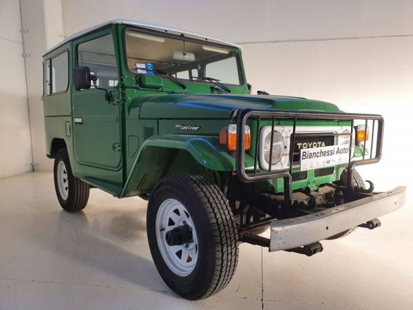 Toyota Land Cruiser BJ 42 1981 82196