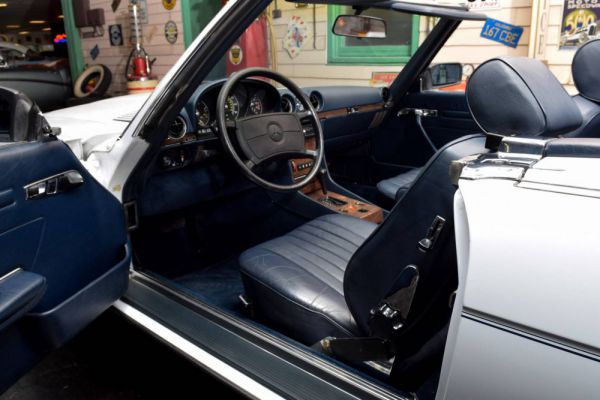 Mercedes-Benz 560 SL 1987 41194