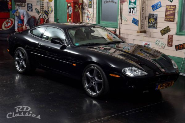 Jaguar XKR 2000 41238