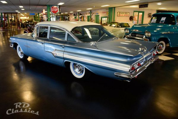 Chevrolet Impala Sedan 1960