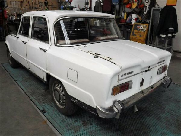 Alfa Romeo Giulia 1300 Super 1971 51771